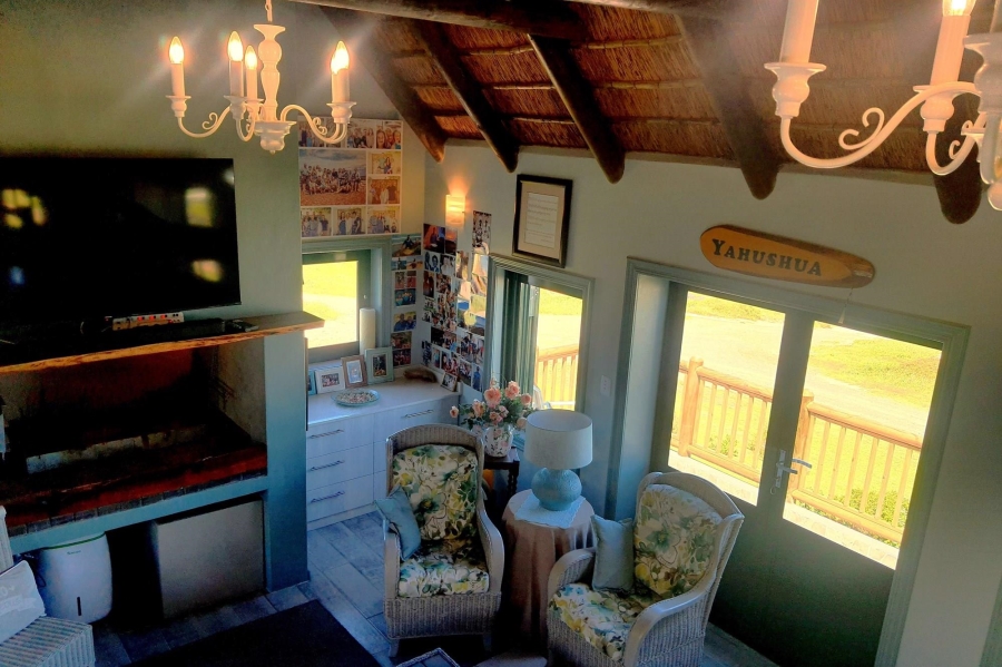 4 Bedroom Property for Sale in Fynbosstrand Western Cape